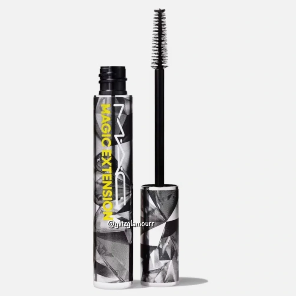 🖤MAC Magic Extension 5MM Fibre Mascara🖤
